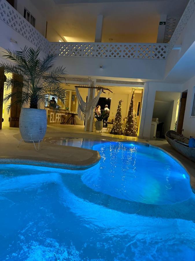 El Faro Hostel *